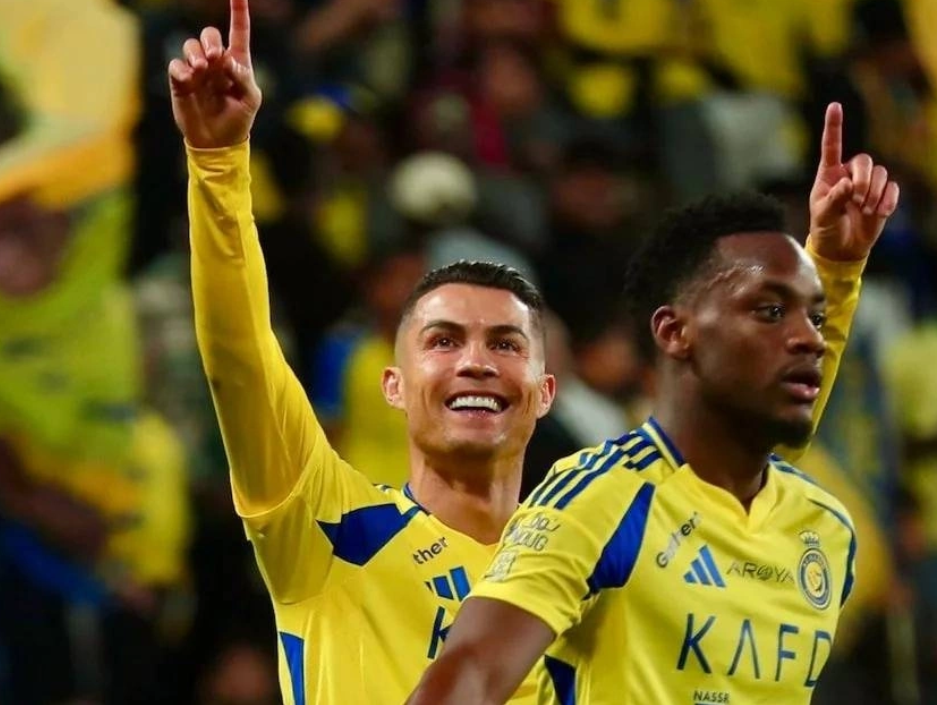Đồng đội đắt giá chia tay Ronaldo sau 5 tháng