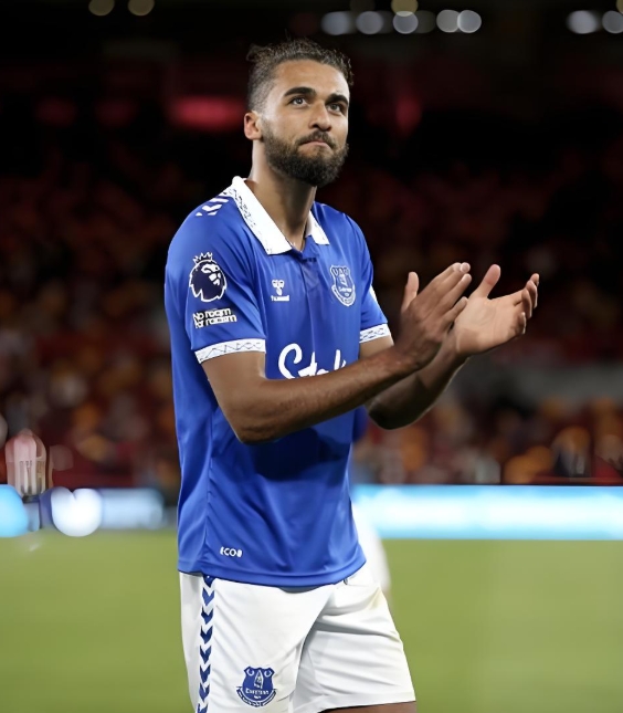 Calvert-Lewin – “phương án B” lý tưởng cho hàng công Man United thời thắt lưng buộc bụng?